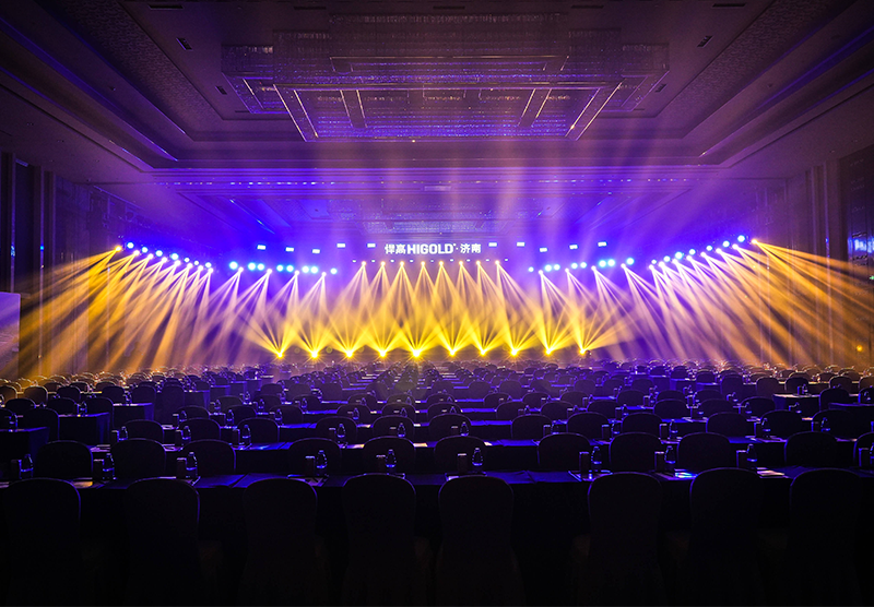 熊猫体育全球新品发布会济南站，暨济南旗舰店盛大开业！