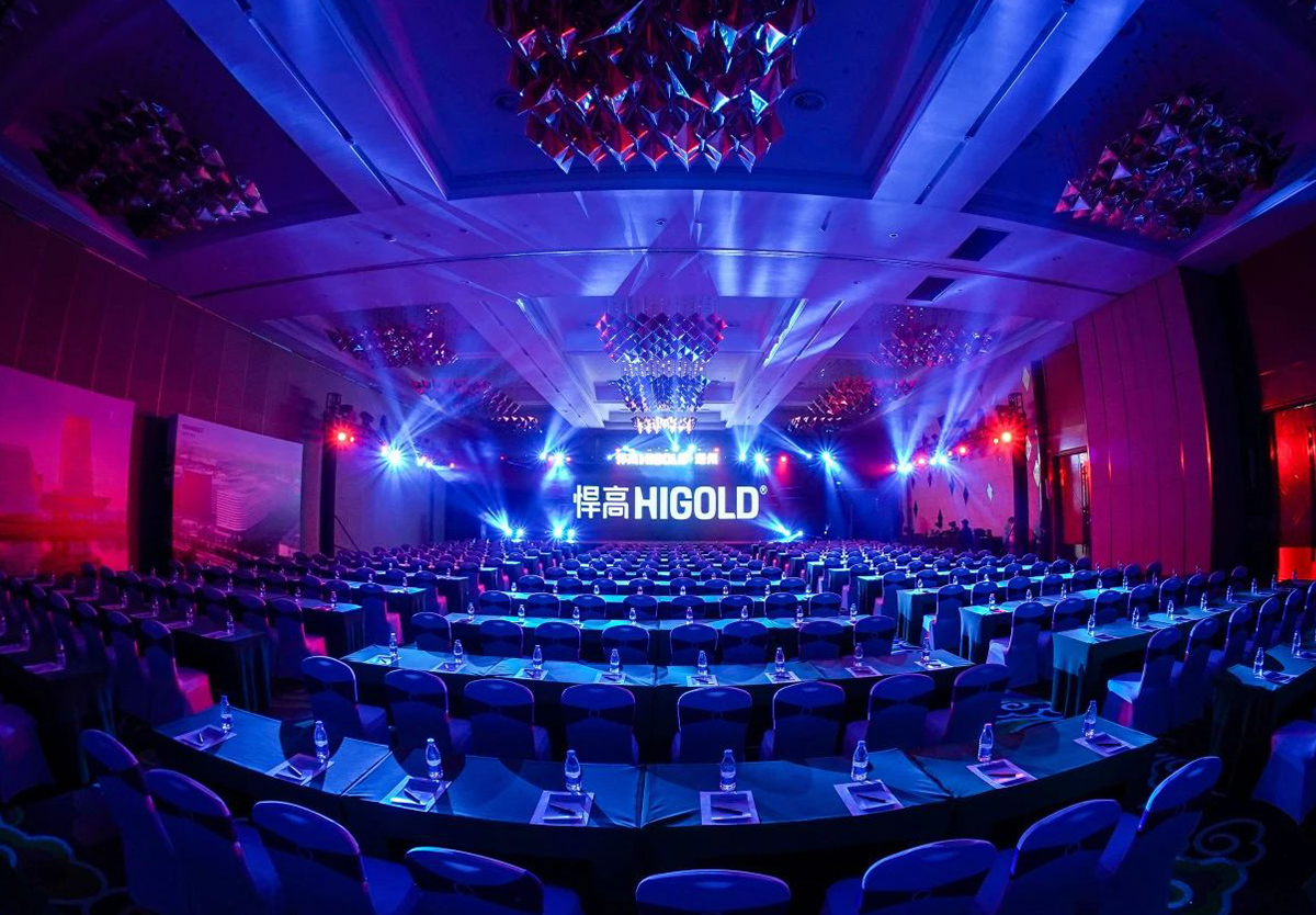 马不停蹄，熊猫体育新品巡回发布湖州站，暨旗舰店盛大开业！