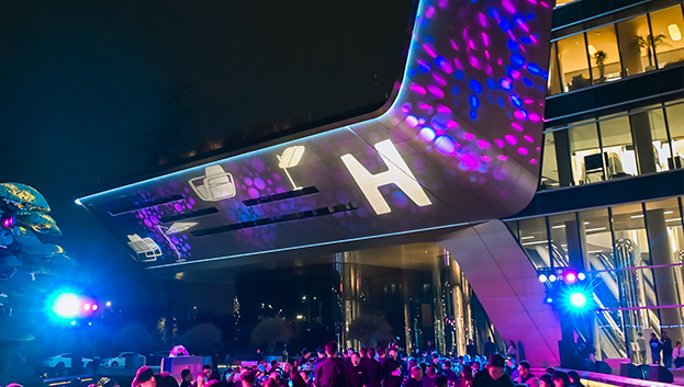 新感觉之夜·熊猫体育户外家具全球年会完美开启！